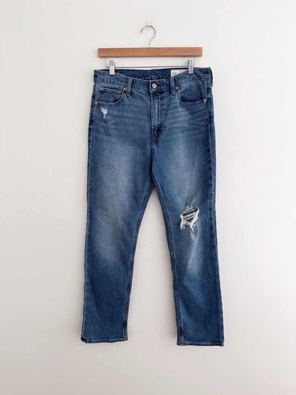 Gap 90s Straight High Rise Jeans Vintage Wash Distressed Knee Denim Size 30 / 10